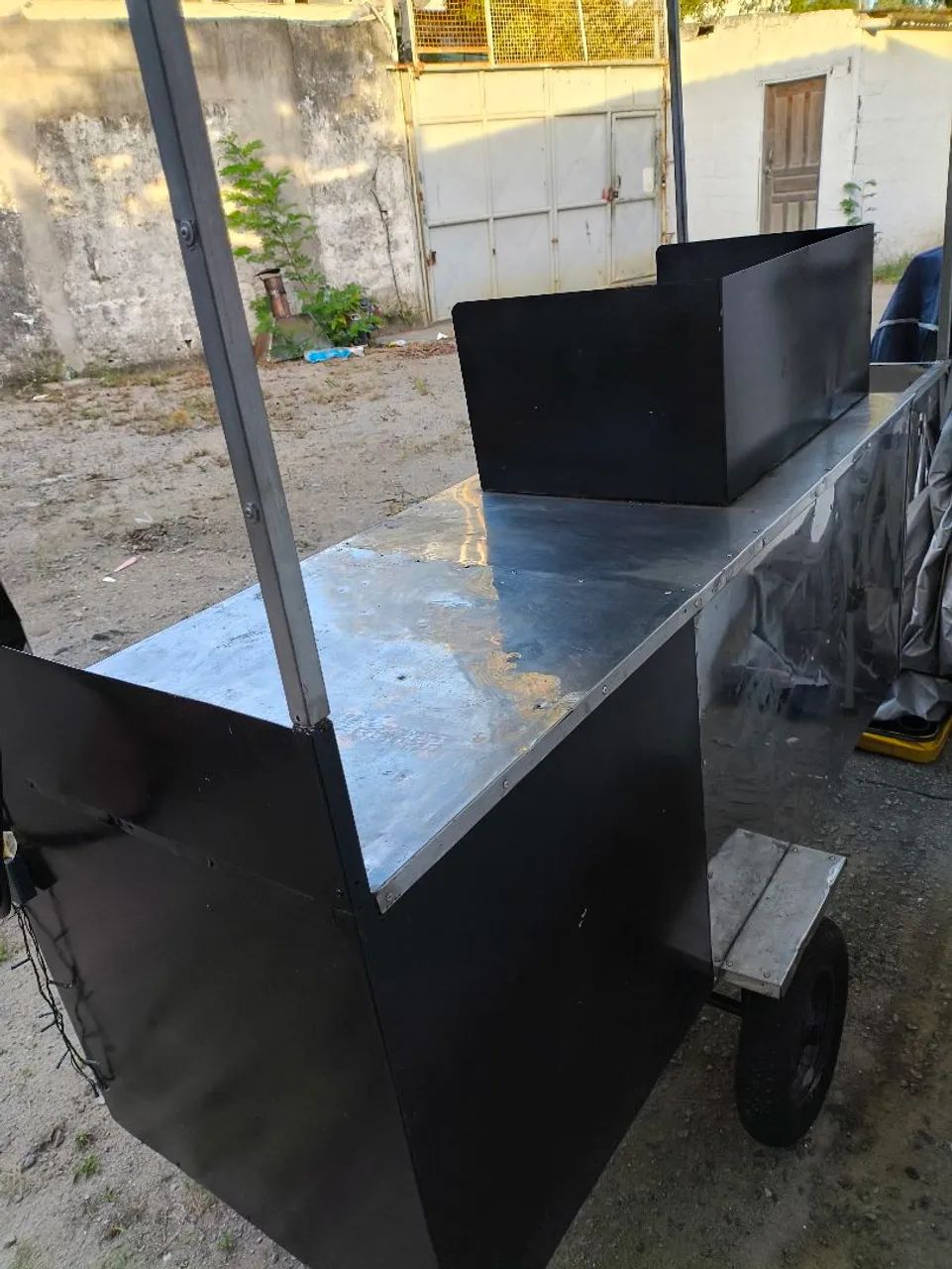 Carrinho para espetinho salgados ou pastel  - Foto 2