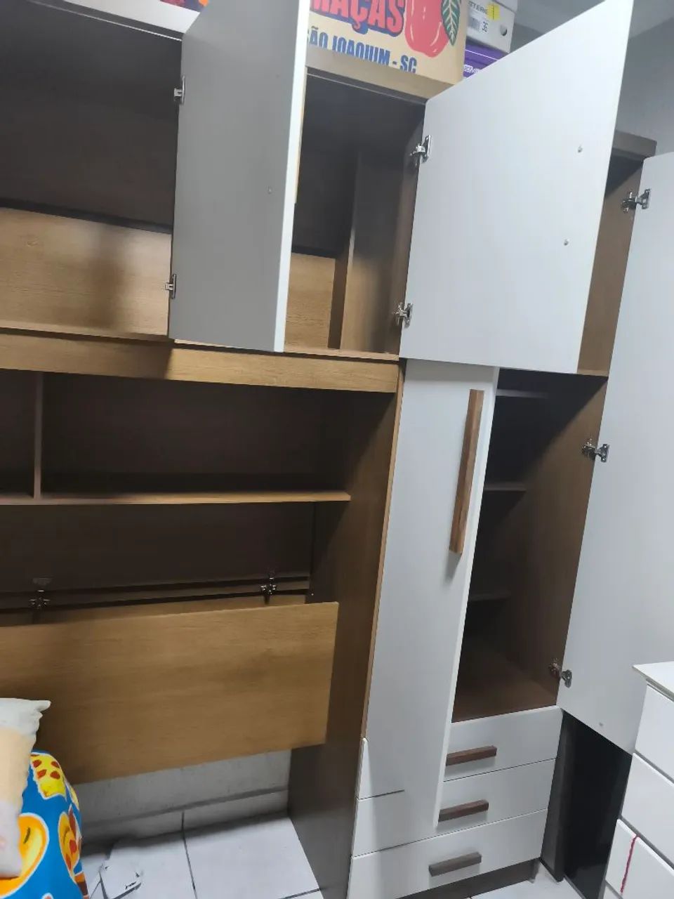 Guarda Roupa Cancun 5 portas - Foto 3