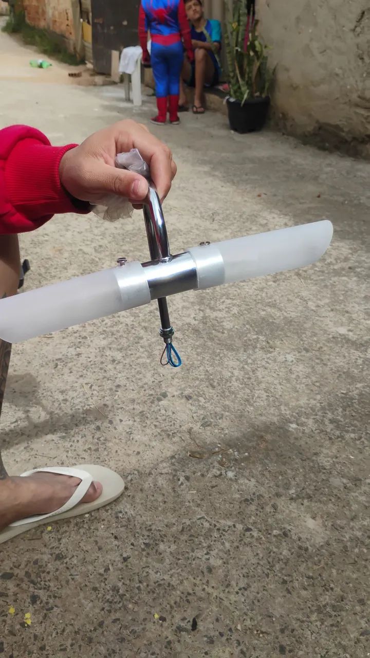 Luminária para espelho  telefone e *