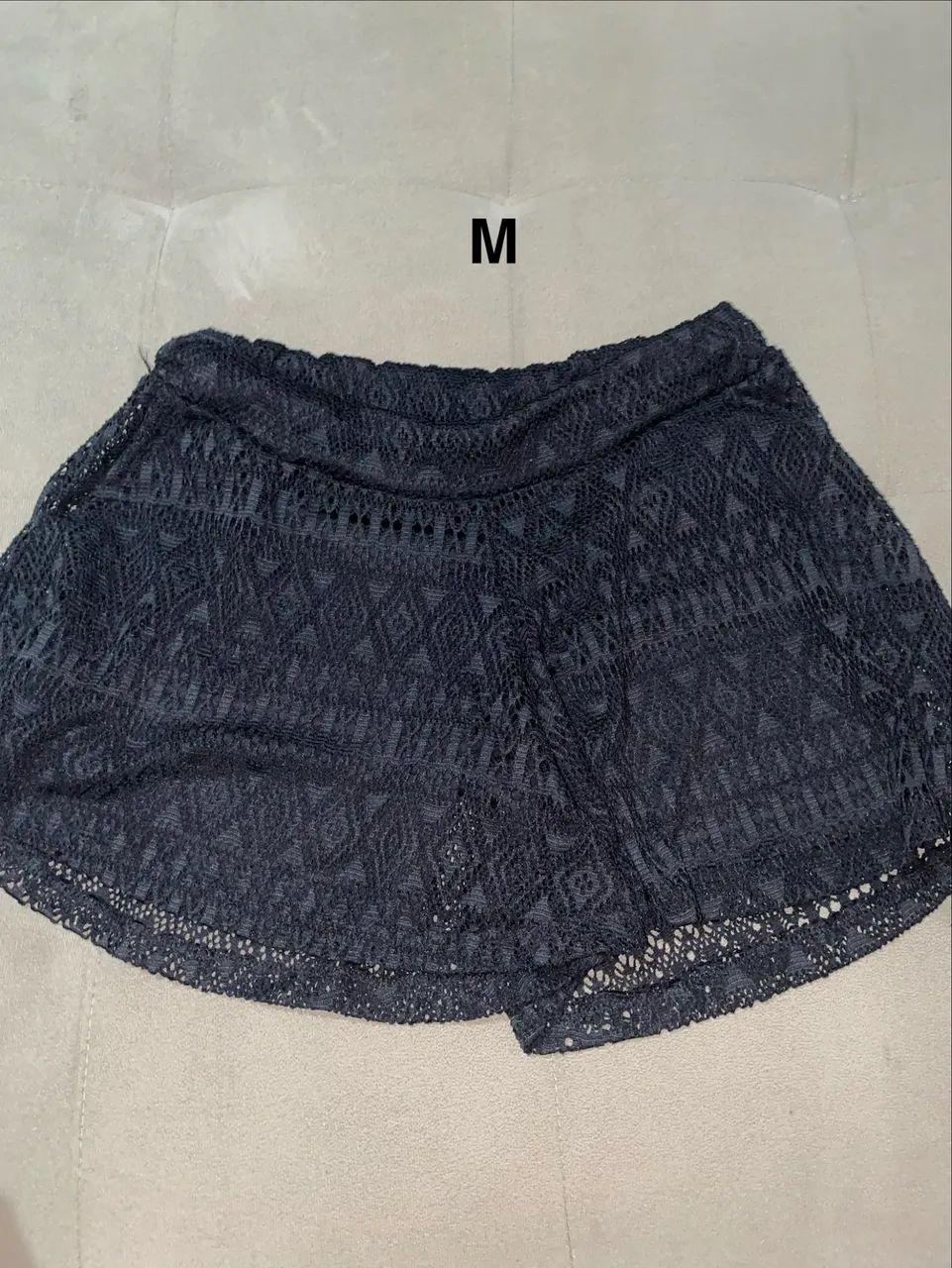 Short de pano com renda preto