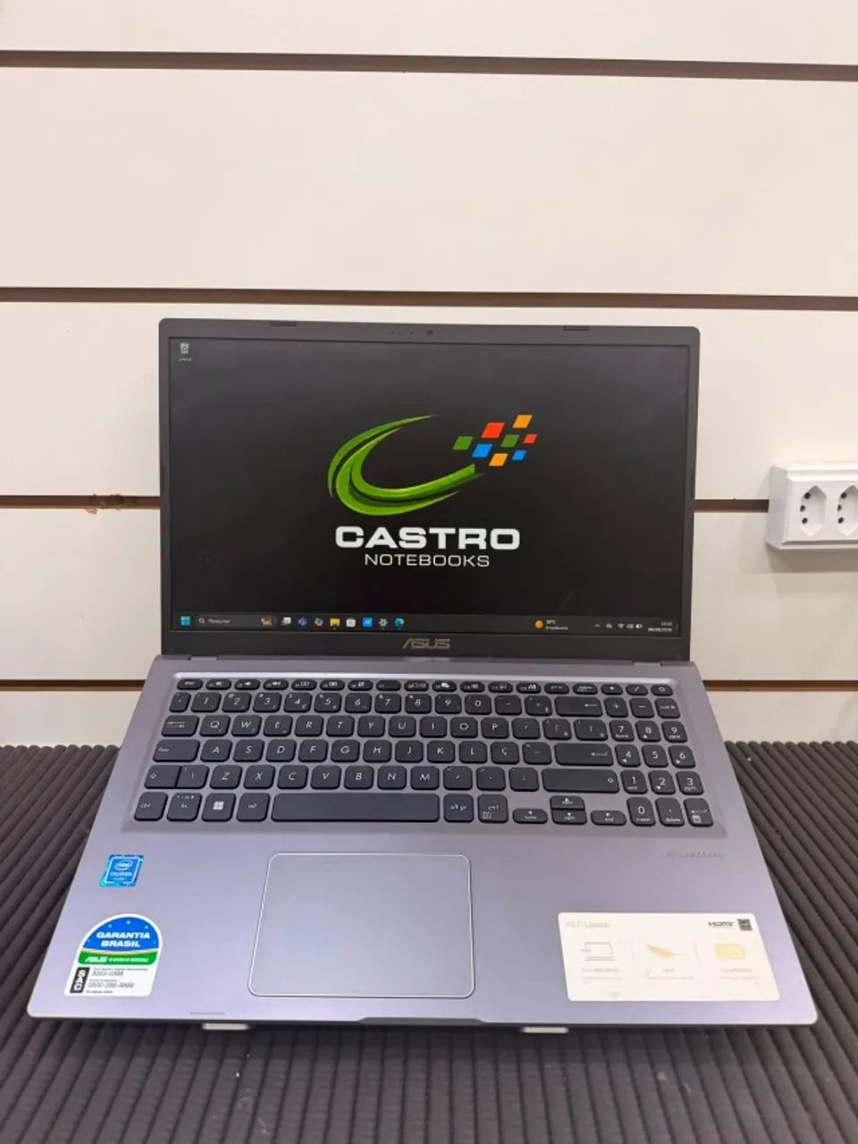 Notebook - Asus Celeron 10ª - 4 GB RAM / SSD 128 SSD 