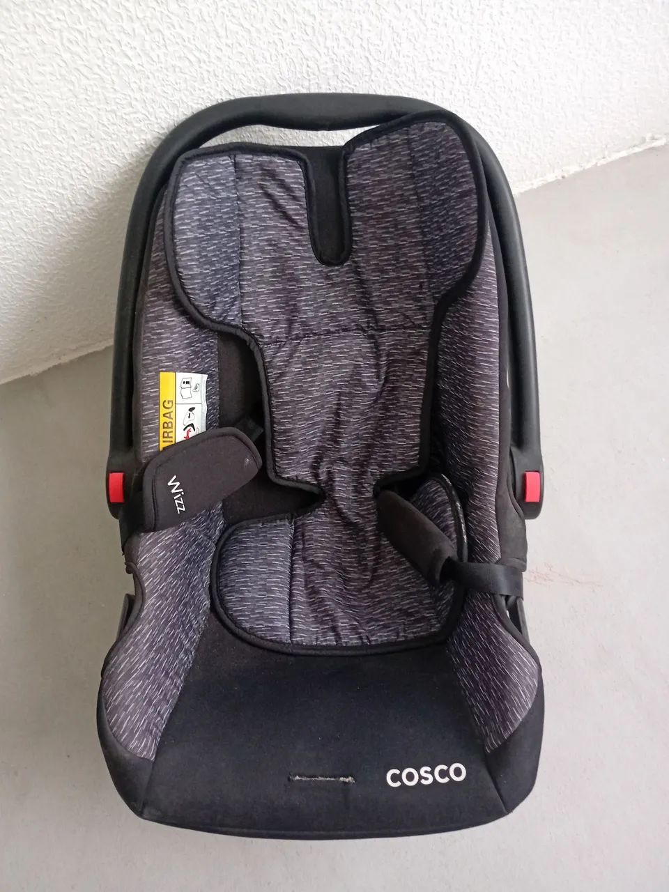 Carrinho de bebê com bebê conforto da Cosco - Foto 2