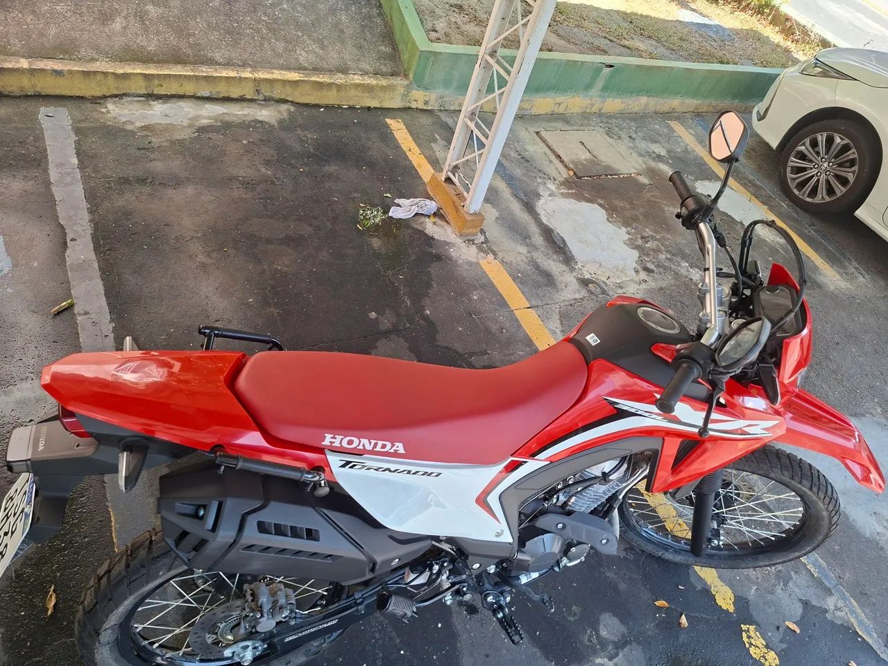 XR300 TORNADO.  - Foto 4