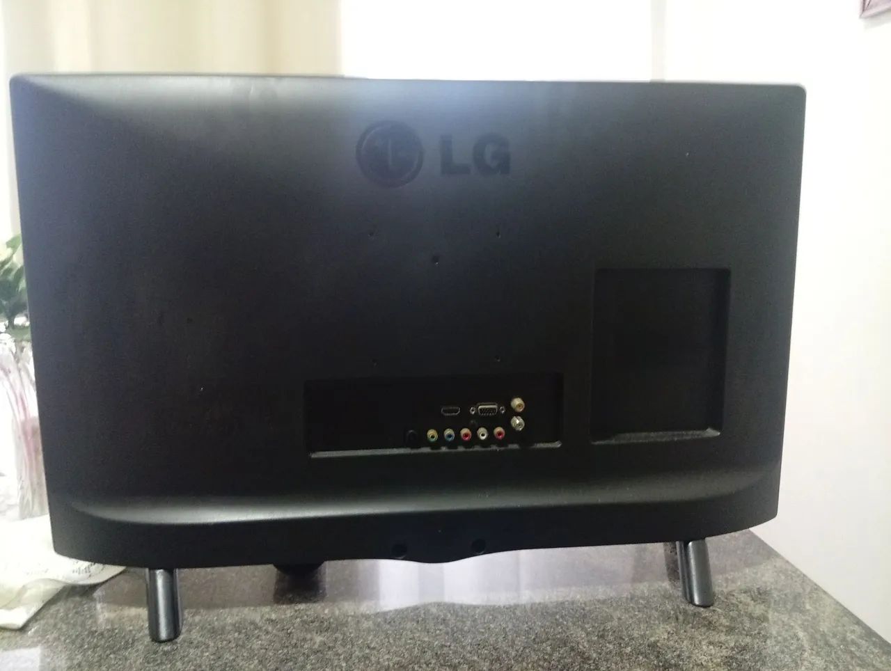 Vendo TV LG 28 polegadas  - Foto 2