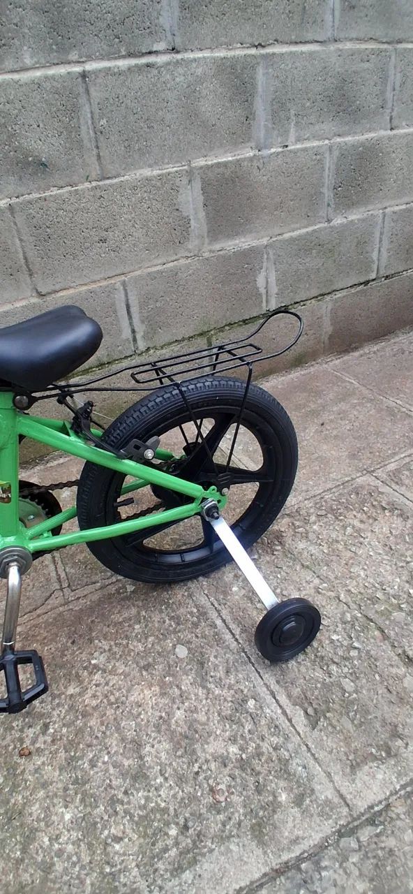 Bicicleta infantil aro 16 - Foto 2