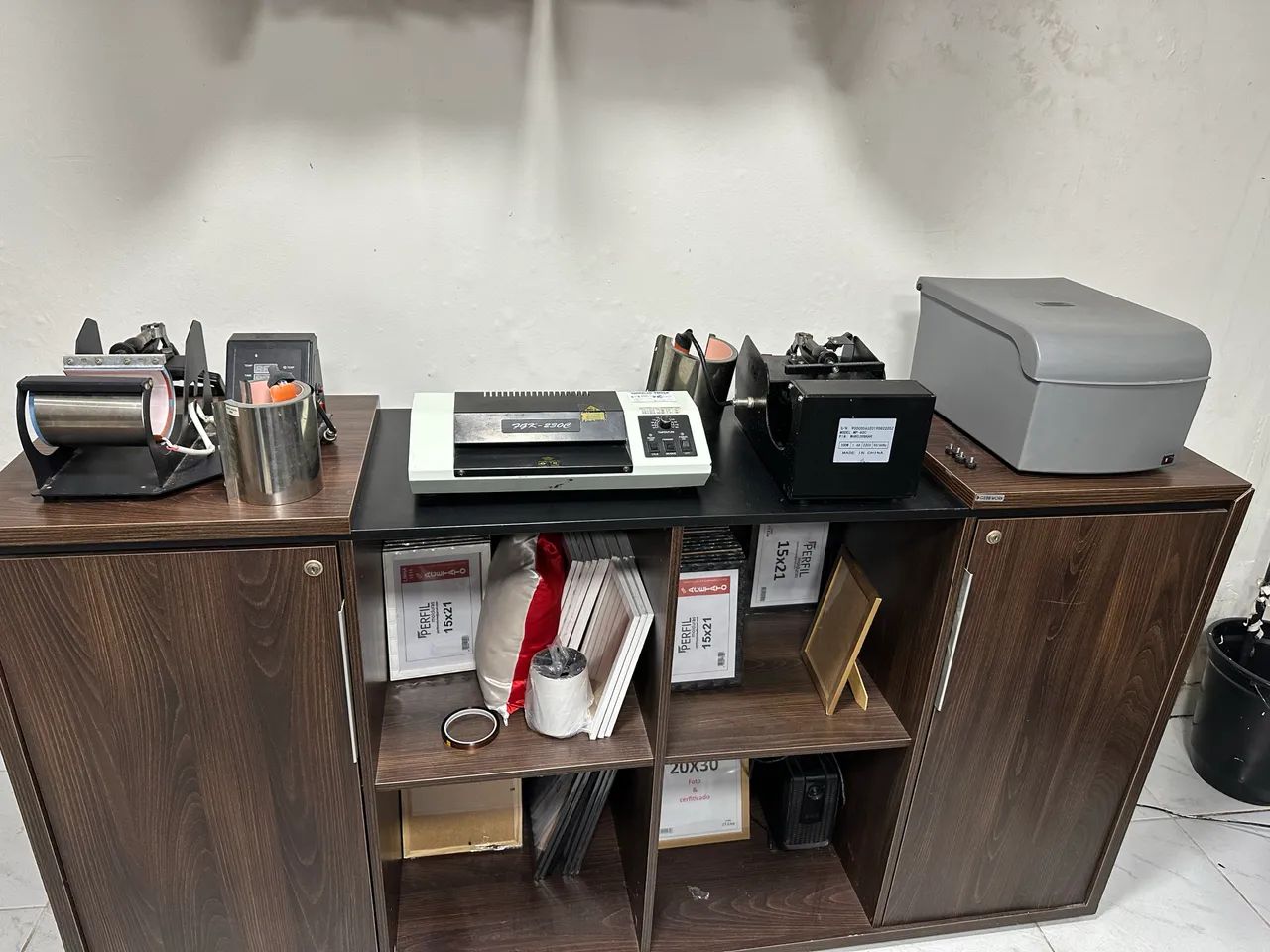 Balcão para escritório da Movetech437443950533693441