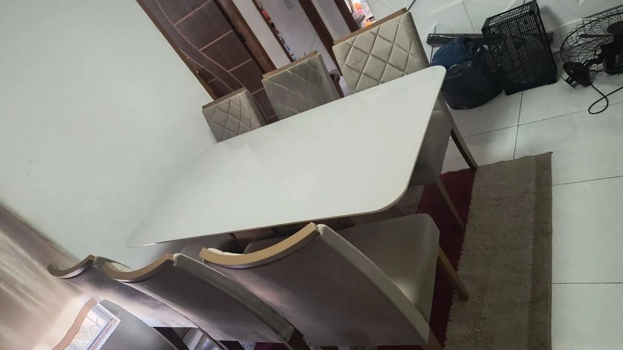 Mesa nova oportunidade  comprada por 4500