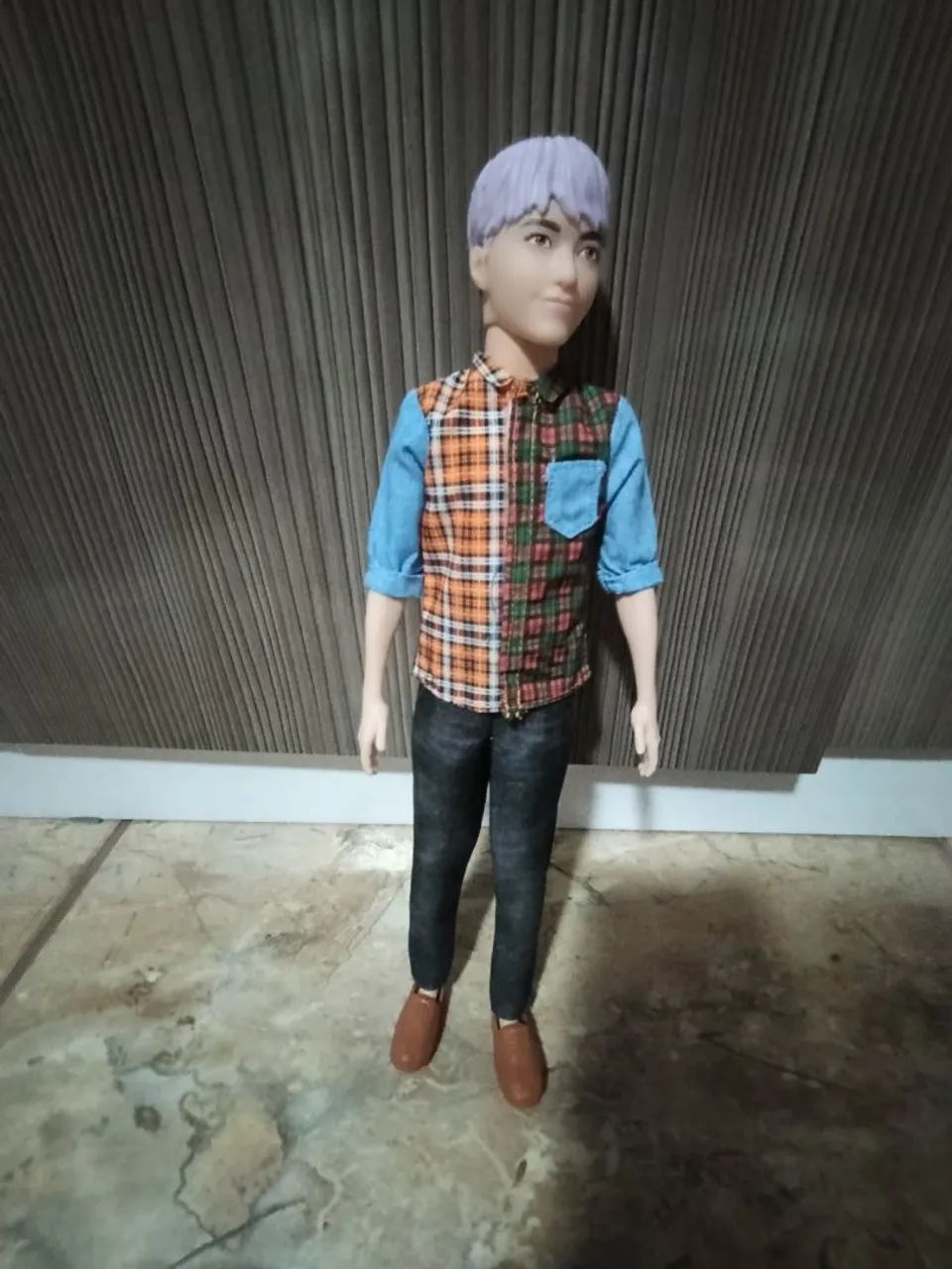Boneco Ken oriental 