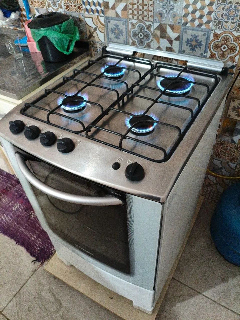 Fogão eletrolux, acendimento elétrico. ENTREGO - Foto 2