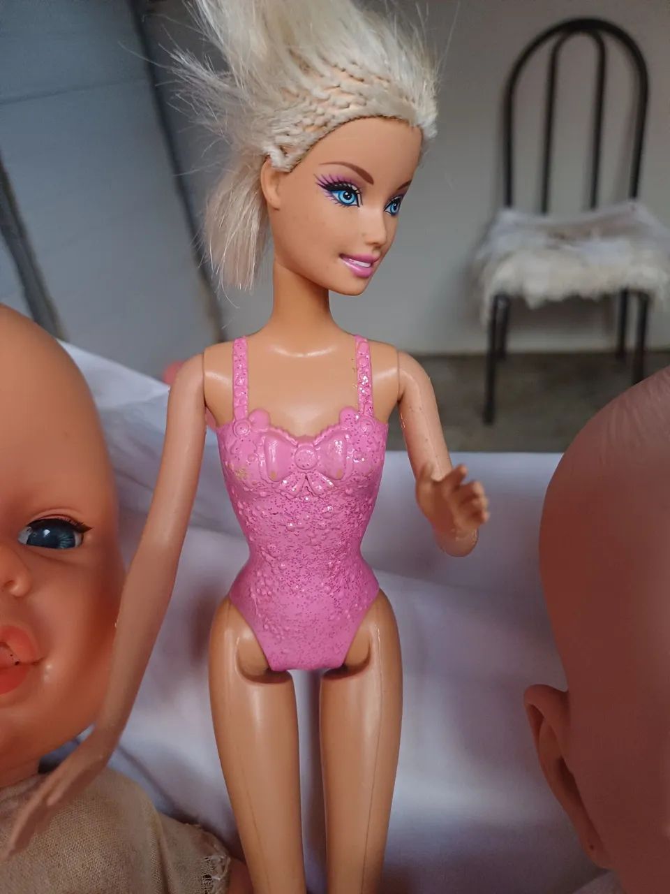 Lote de bonecas antigas lindas , mais para restaurar,  com valor ótimo  - Foto 5