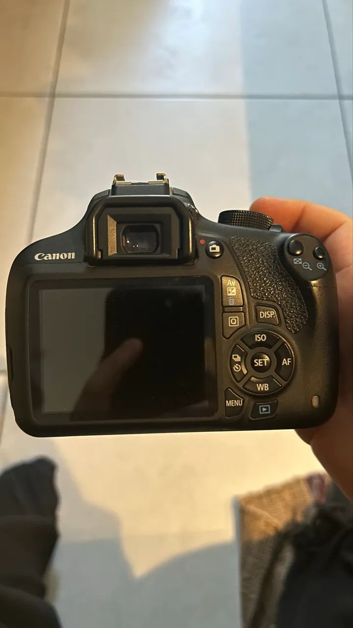 CÂMERA CANON REBEL T5 + 18-55 + 18-135 - ACOMPANHA ALÇA, CARREGADOR E BAG - Foto 6