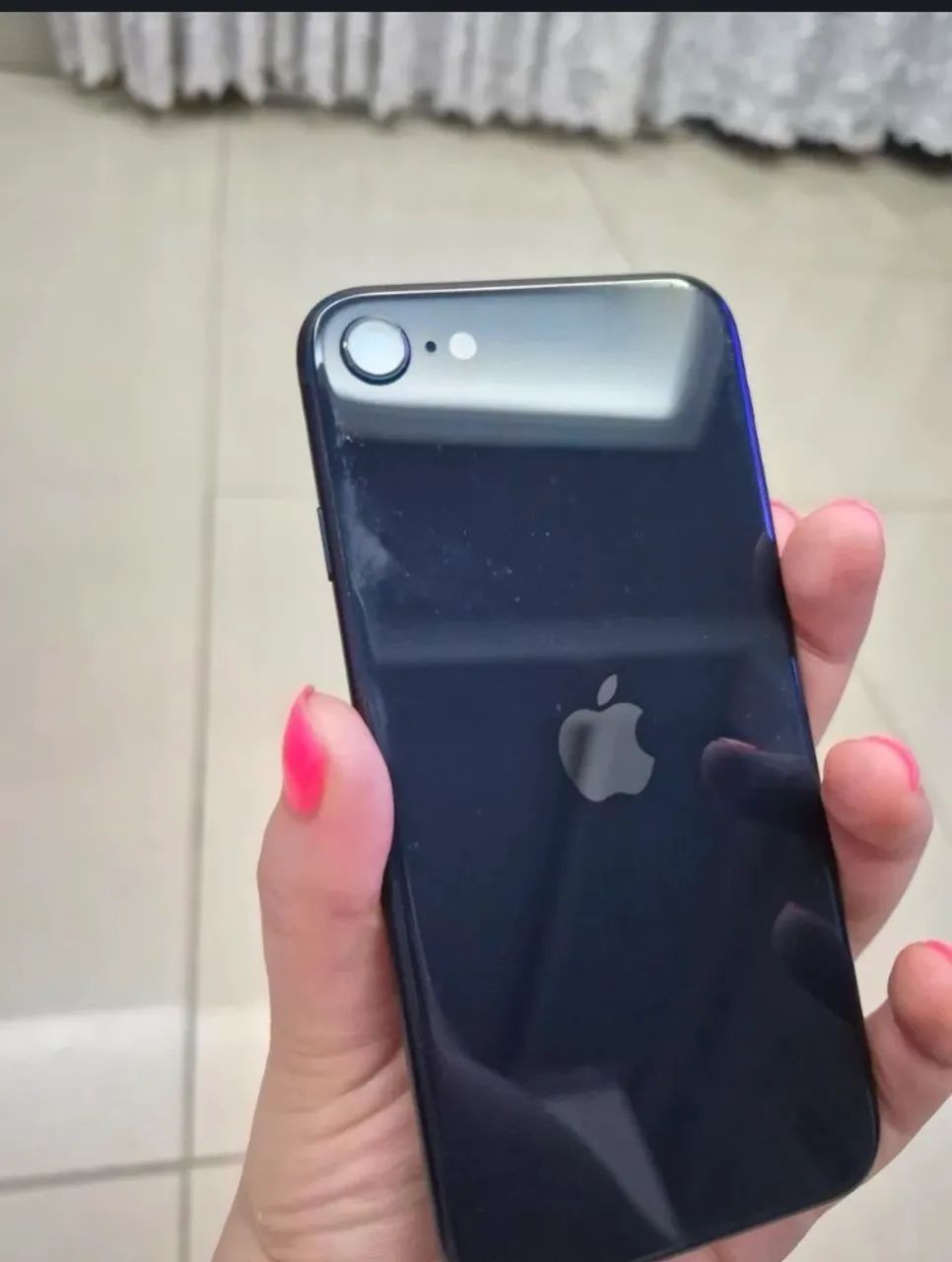 iPhone SE  3 geração  - Foto 3