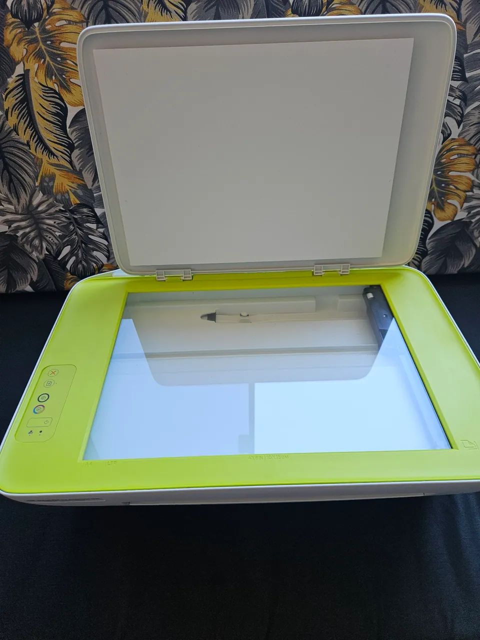 Impressora Multifuncional HP Deskjet Ink Advantage 2136 - Imprime, Copia e Escaneia - Foto 3
