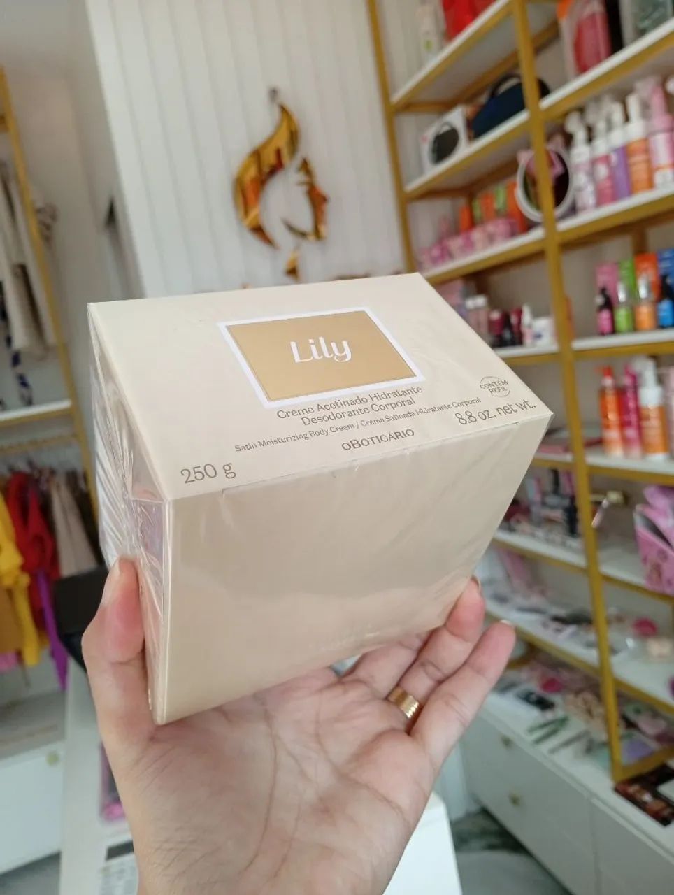 Creme Acetinado Lily Perfumado Tradicional  - Foto 4