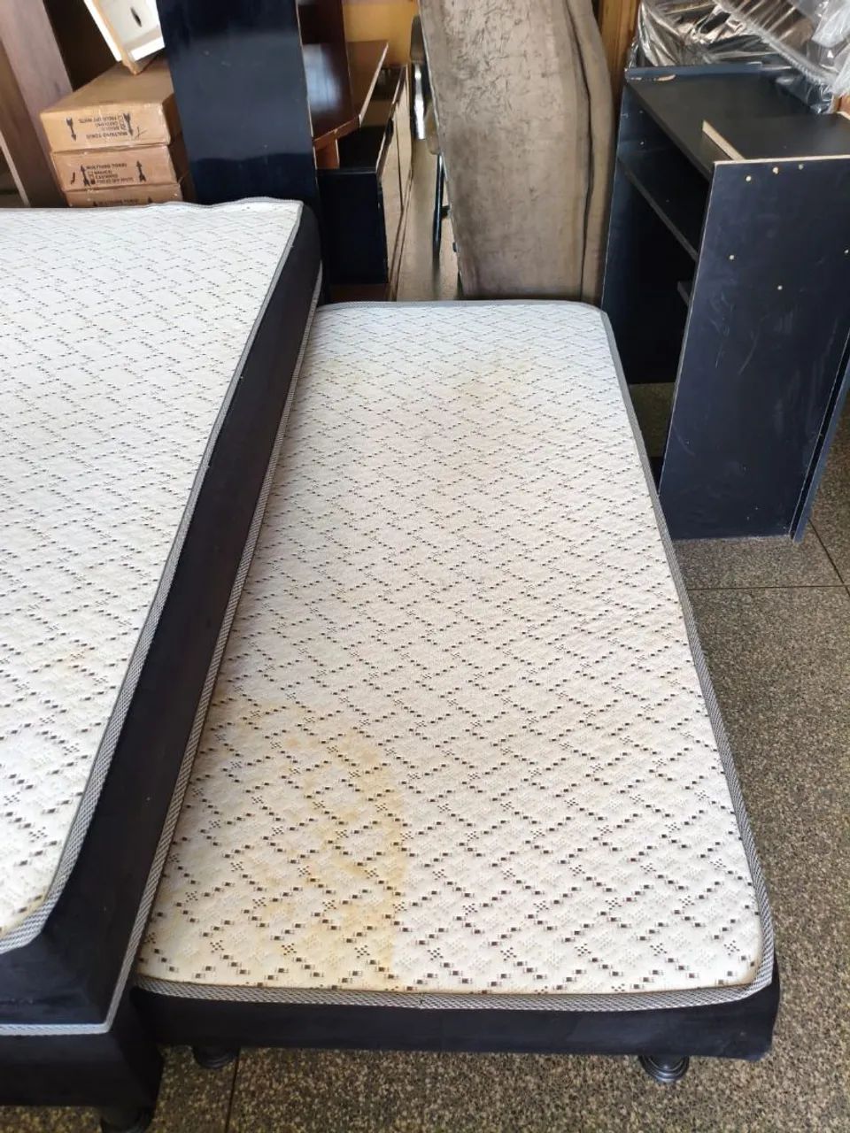 Cama box de solteiro com auxiliar bem conservado ((ENTREGO GRATIS)) - Foto 3