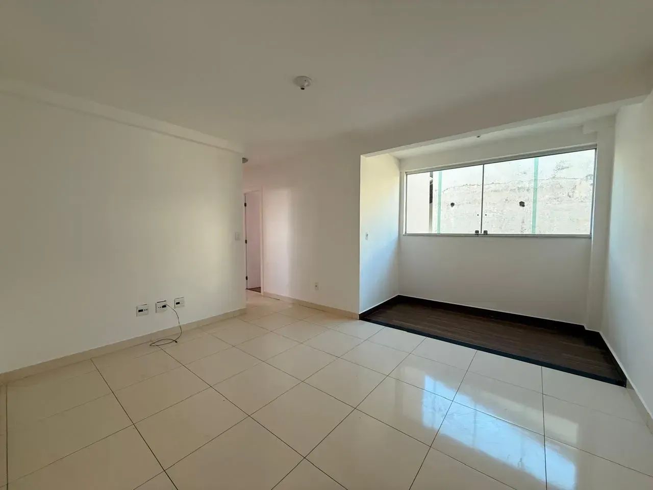 Apartamento de 02 Quartos, bairro Caiçaras!