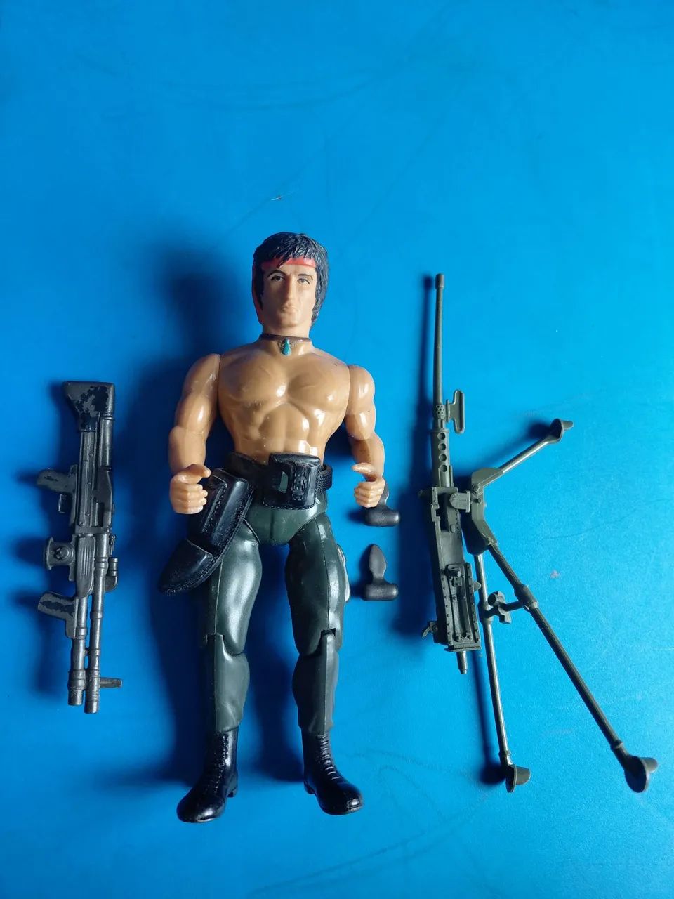 Rambo sem camisa - Foto 3
