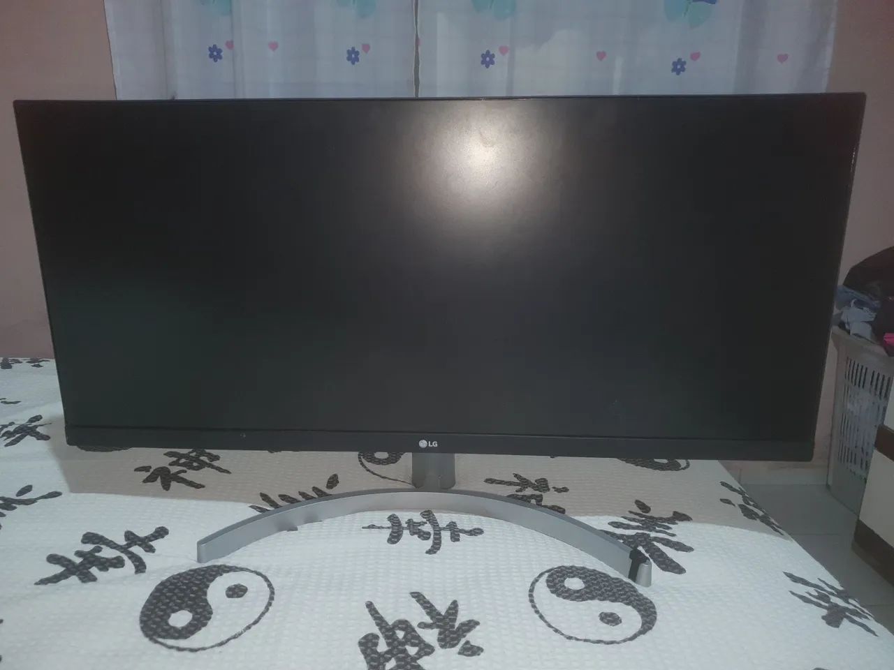 Monitor Game LG 29WK600-W com Defeito 