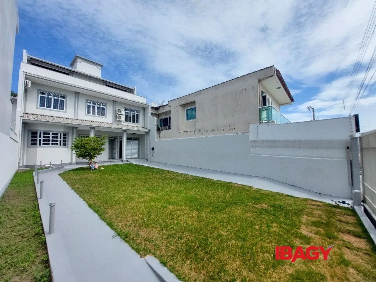 Excelente Casa 3 dormitório(s) em Barreiros - São José - Foto 2