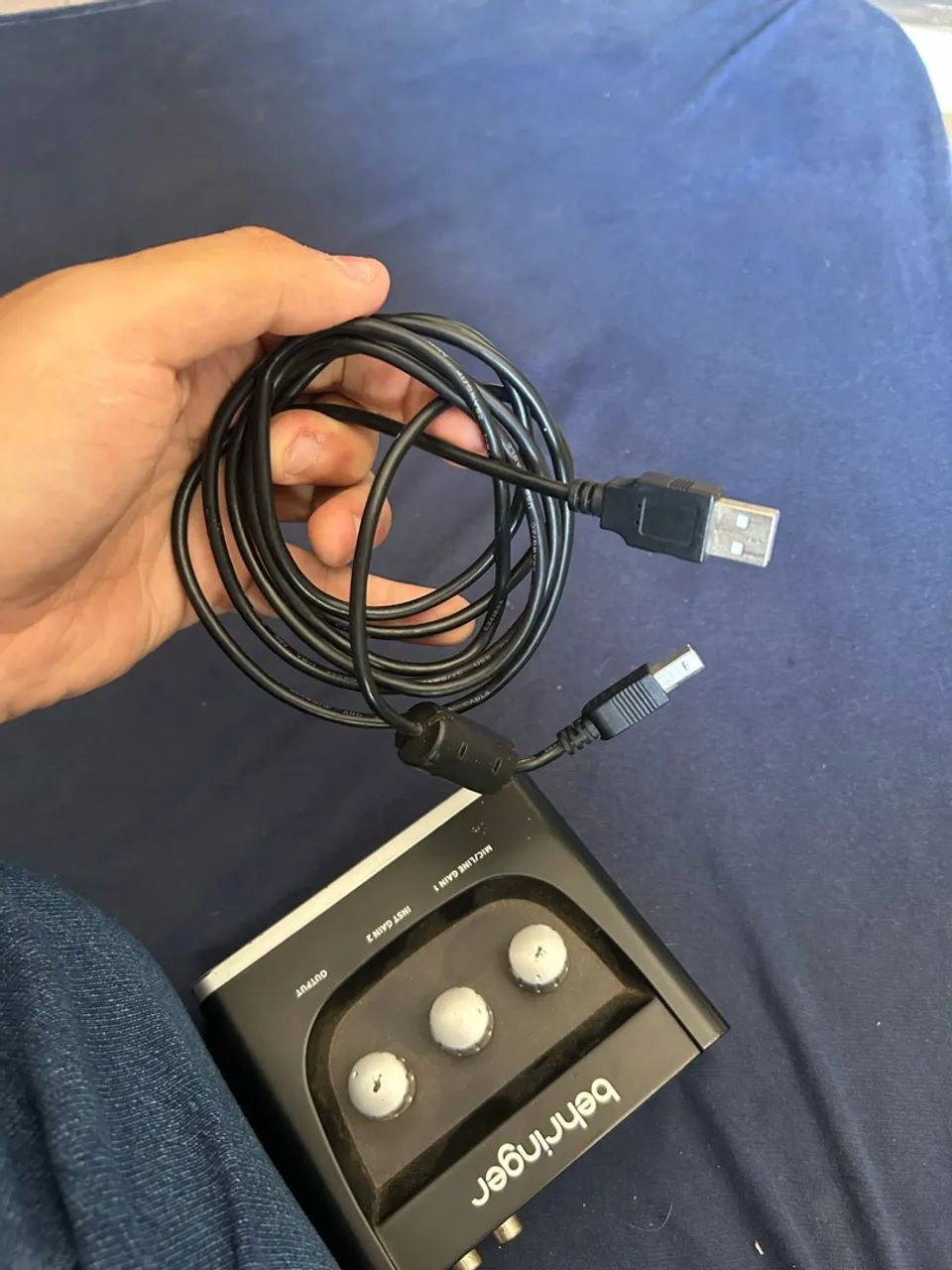 Interface de Áudio Behringer U-Phoria UM2 - Foto 3