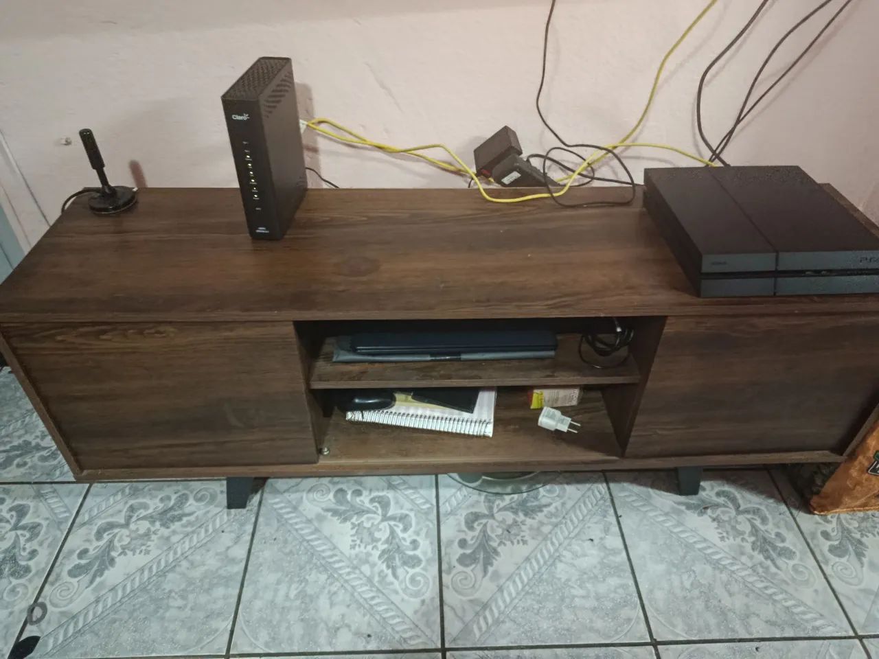 rack para tv 50 polegadas, com portas de correr 453011669999298560