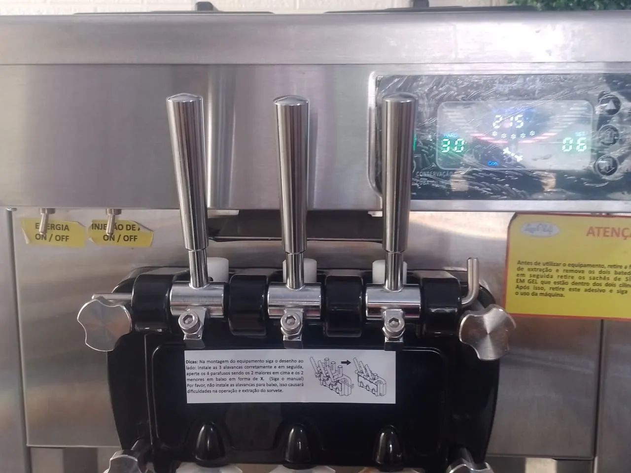Máquina de sorvete 