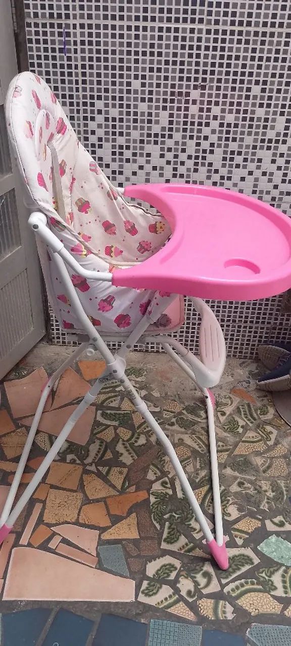 Cadeira Infantil Rosa com Bandeja - Foto 4
