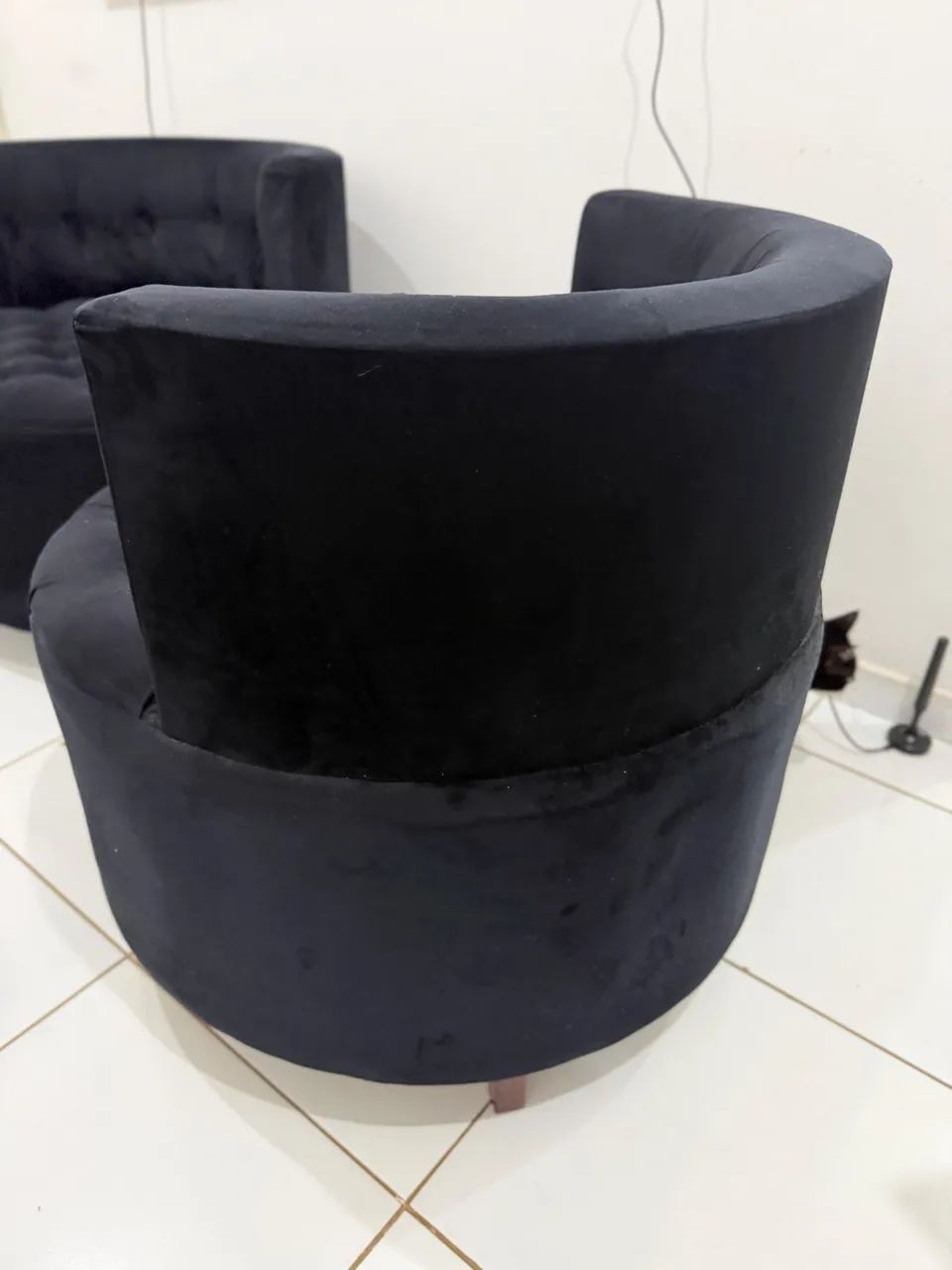 JOGO DE POLTRONA PRETA À VENDA - Foto 3