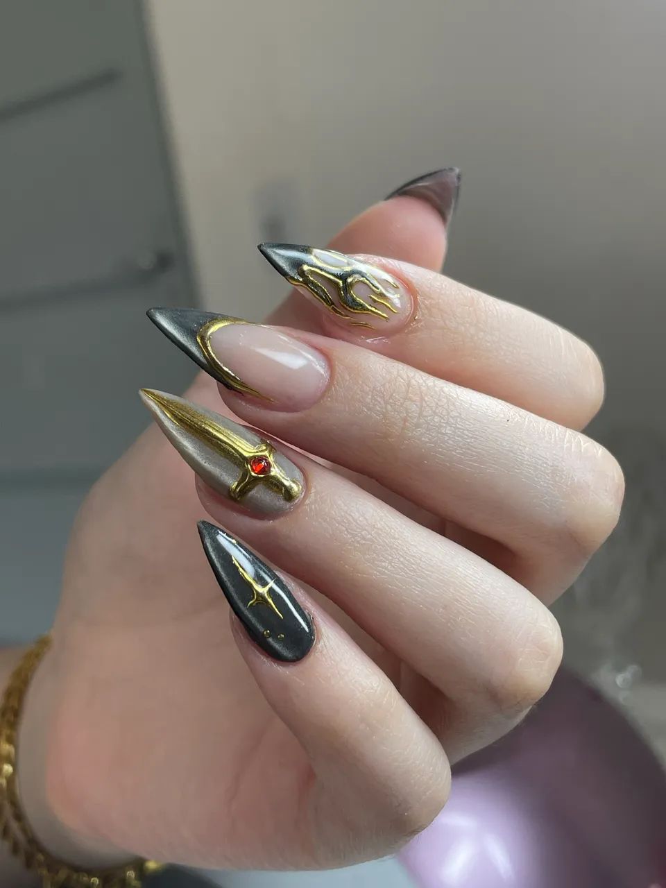 Alongamento de unhas - nail designer - Foto 2
