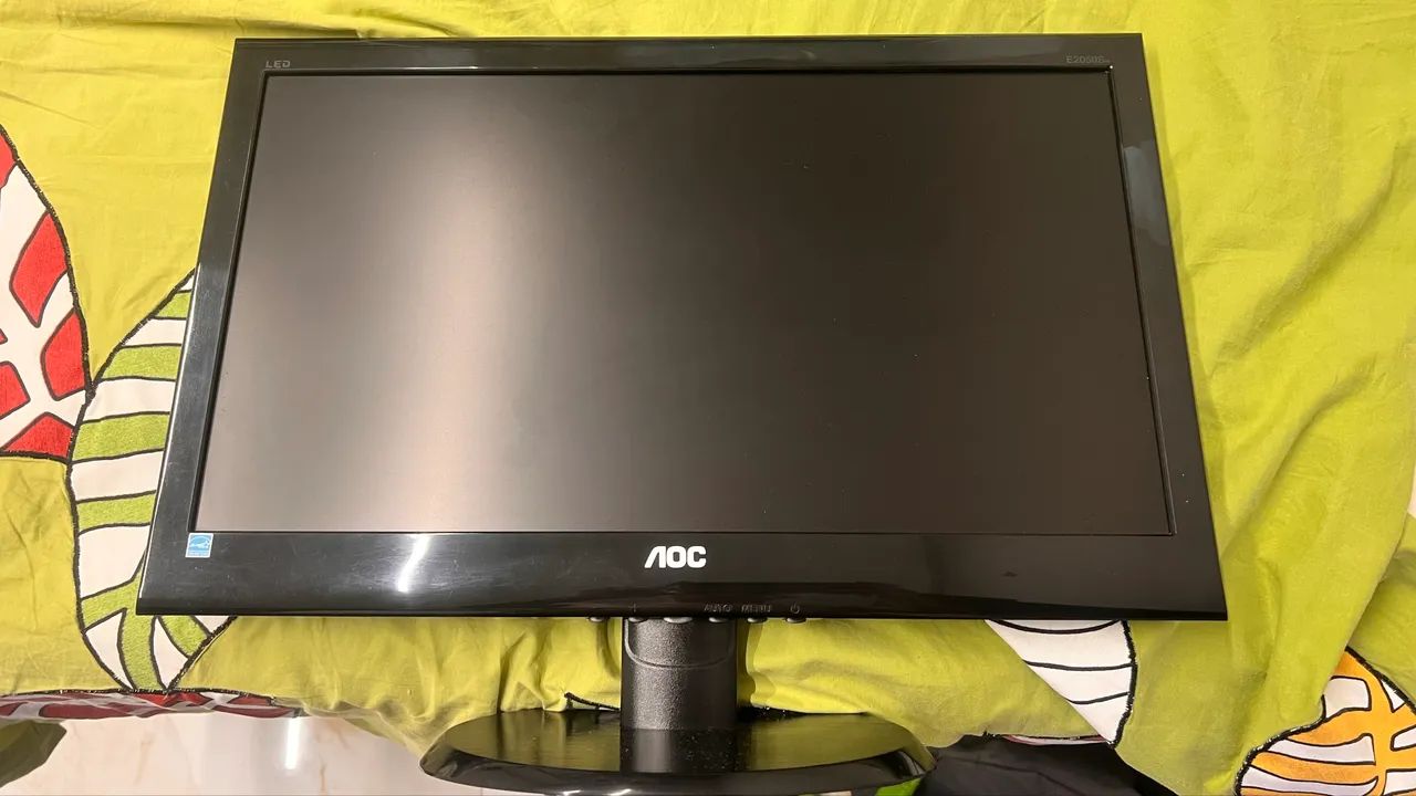 Monitor AOC 20" LED + Adaptador HDMI (Kit Completo / Funcionando 100%) - Foto 3