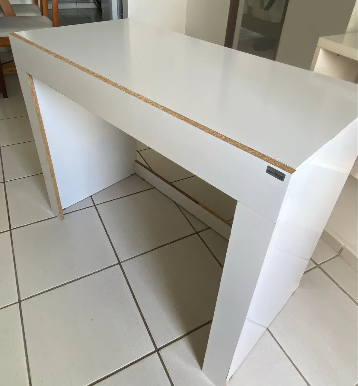Escrivaninha Branca com Gaveta
