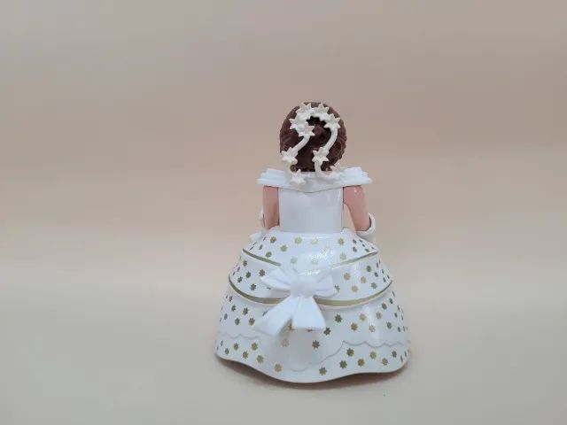 Boneco Playmobil Dama De Branco - Foto 2