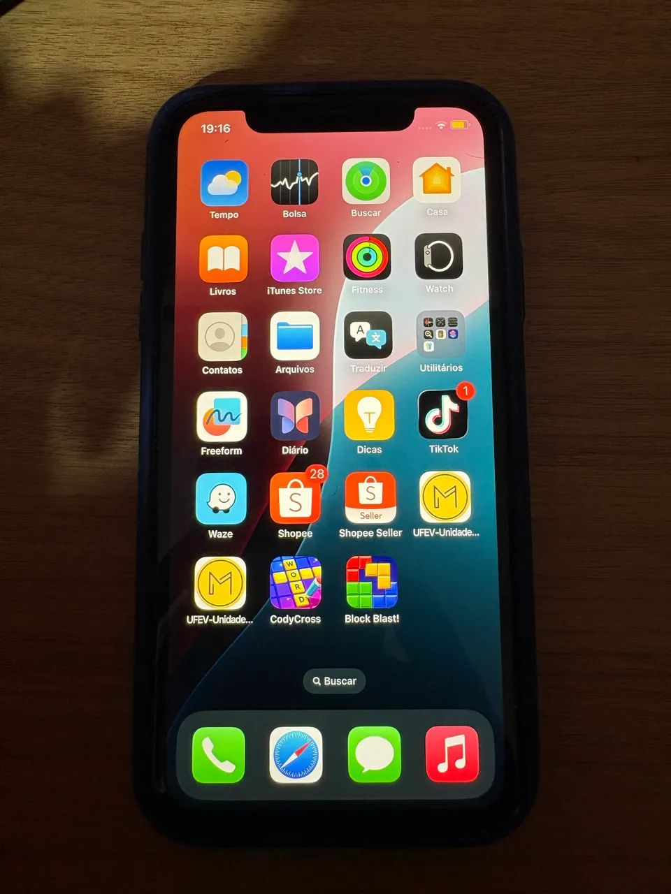 iphone xr 64 gb