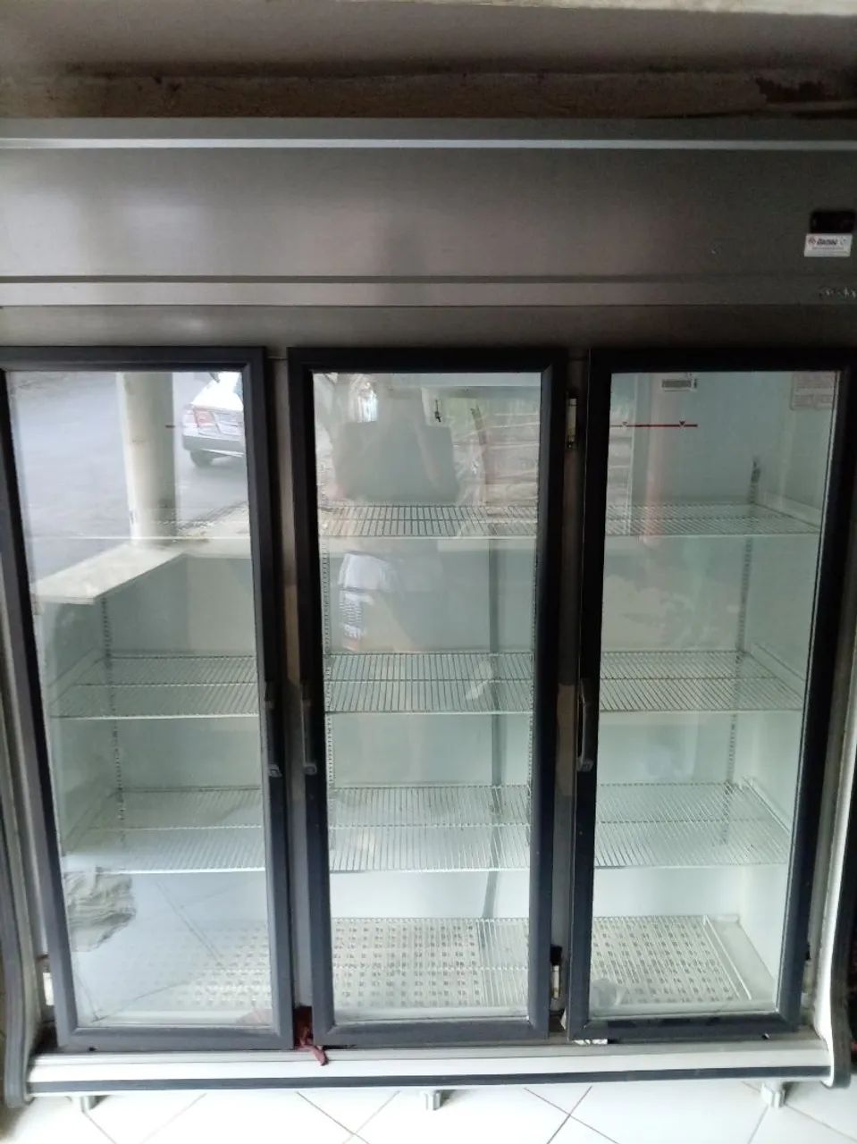 Freezer com LED seminovo - Foto 2