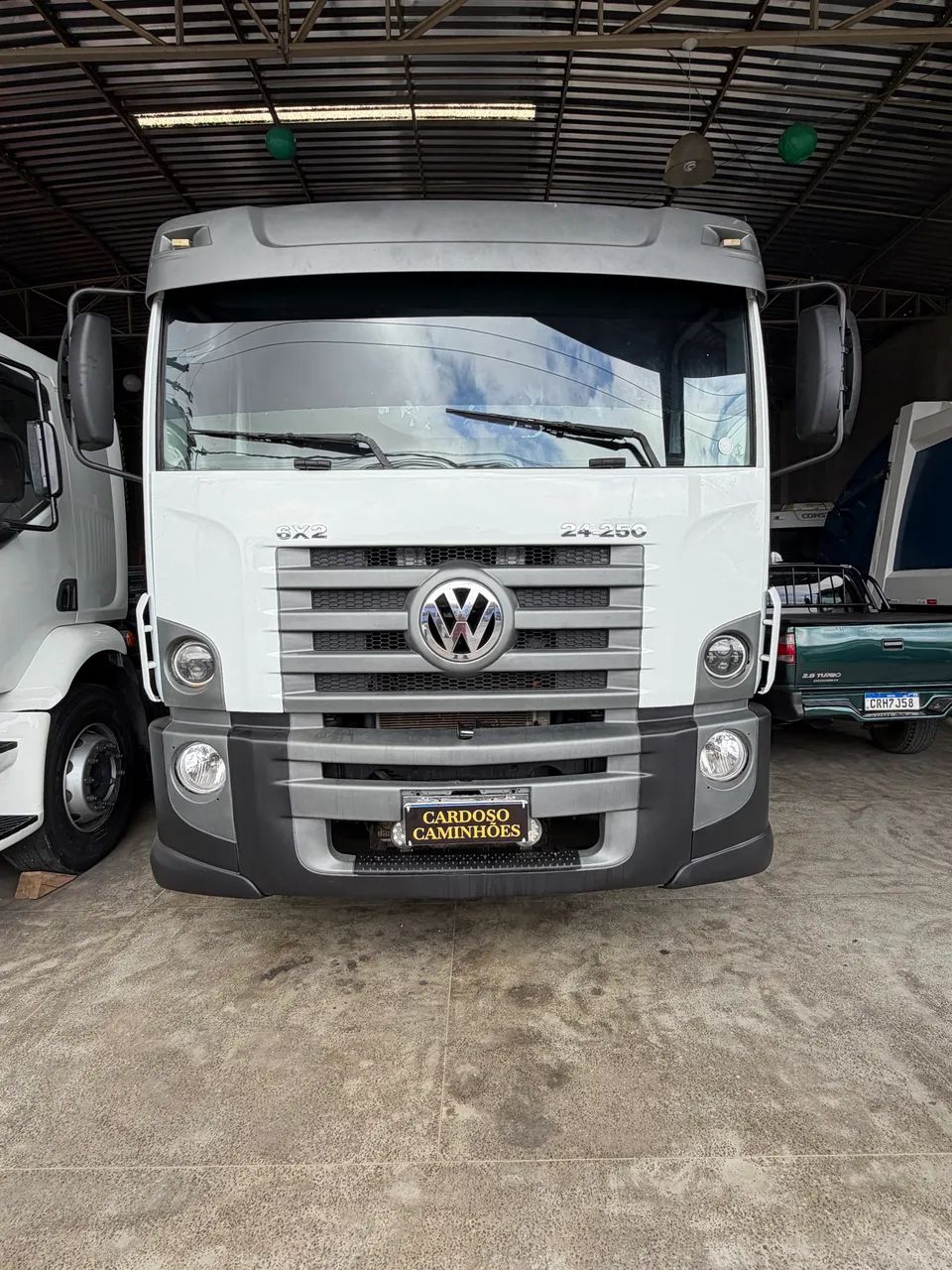 VW 24250 2011