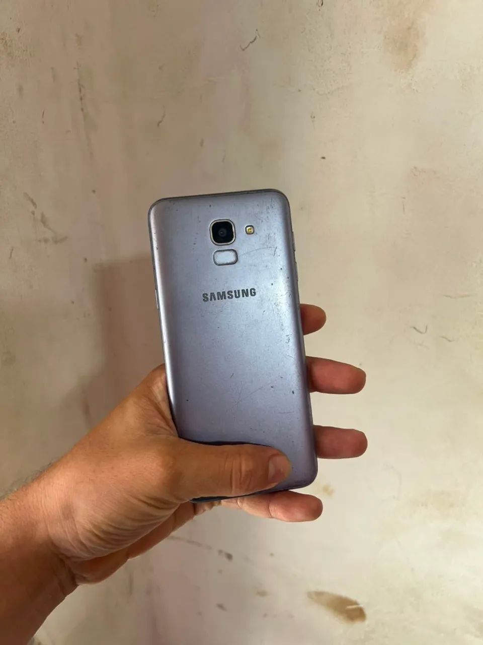 SAMSUNG J6 - Foto 2
