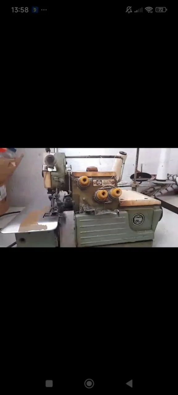 Máquina overlock 