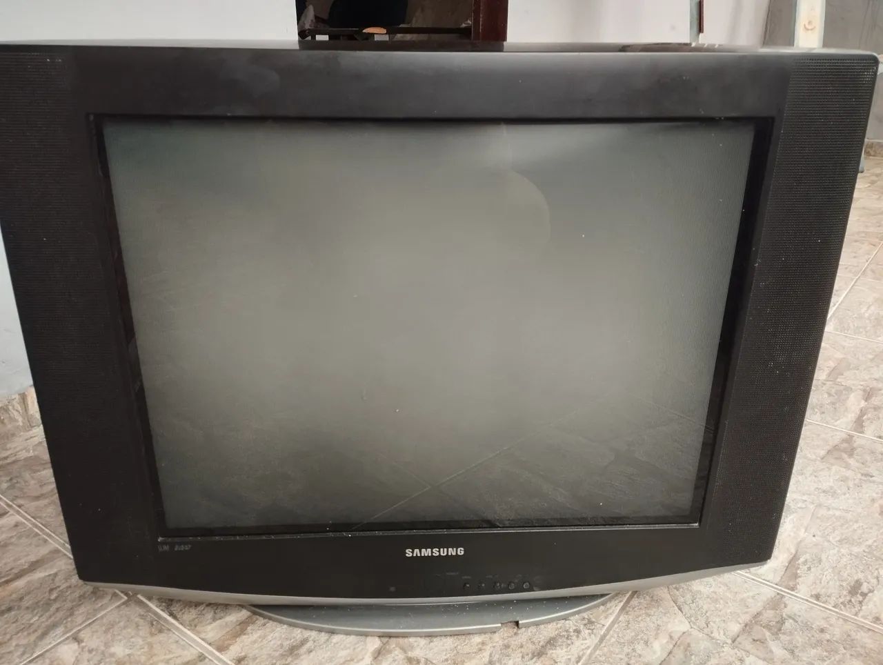 TV Samsung 29" com defeito 