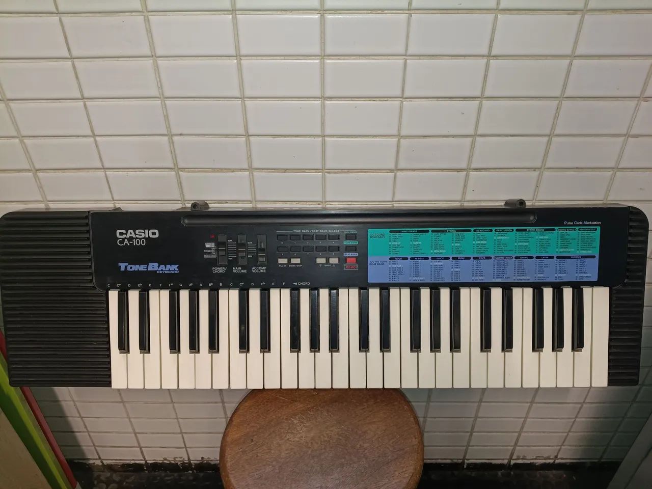Teclado Casio C 100