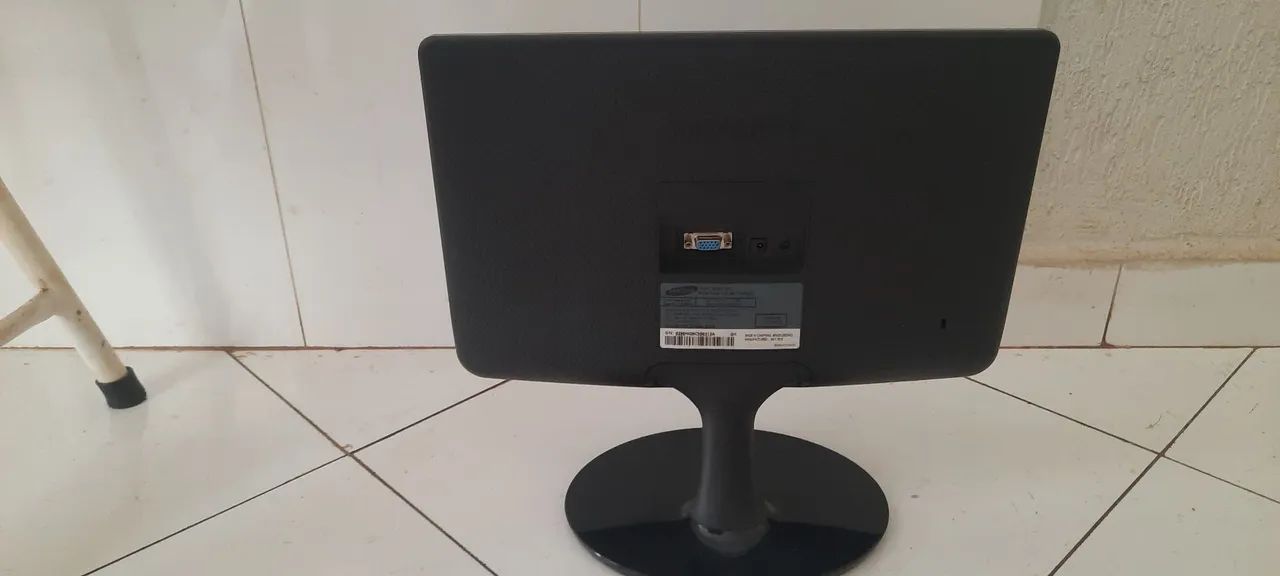 MONITOR DE LED SAMSUNG  - Foto 2