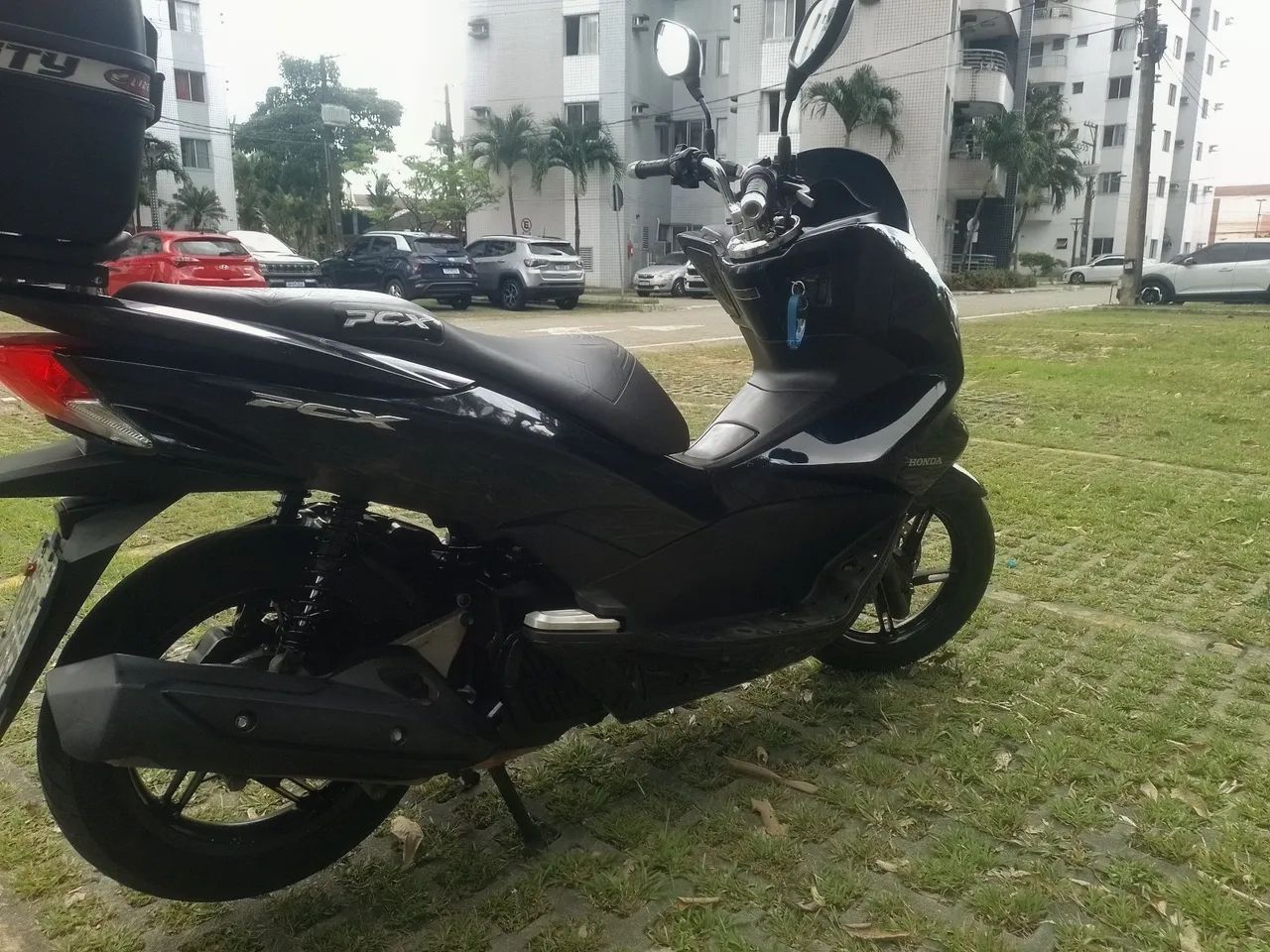 PCX DLX 2018 - Foto 3