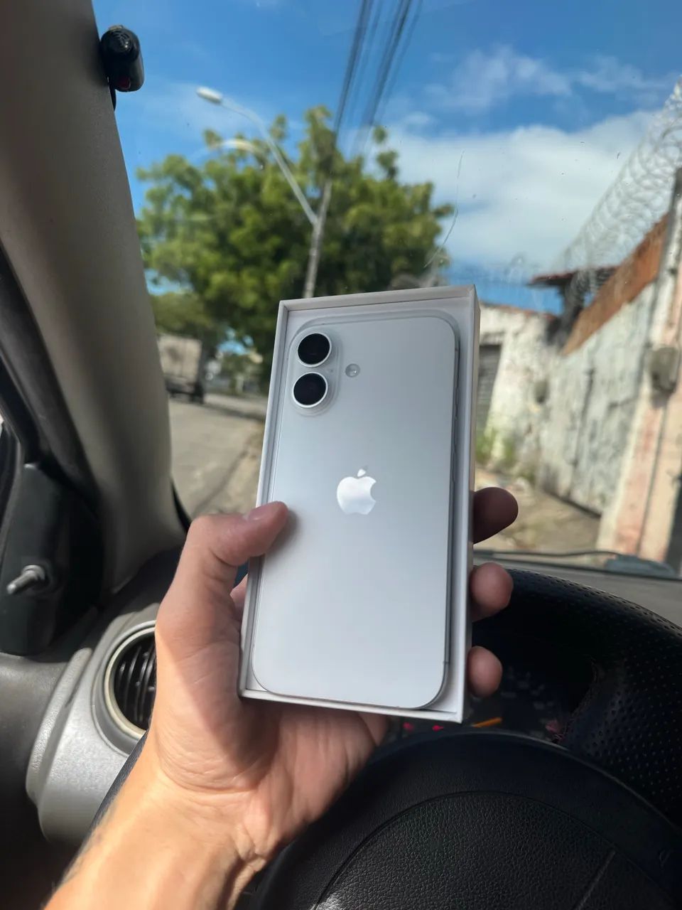  iPhone 16 128GB - Branco 