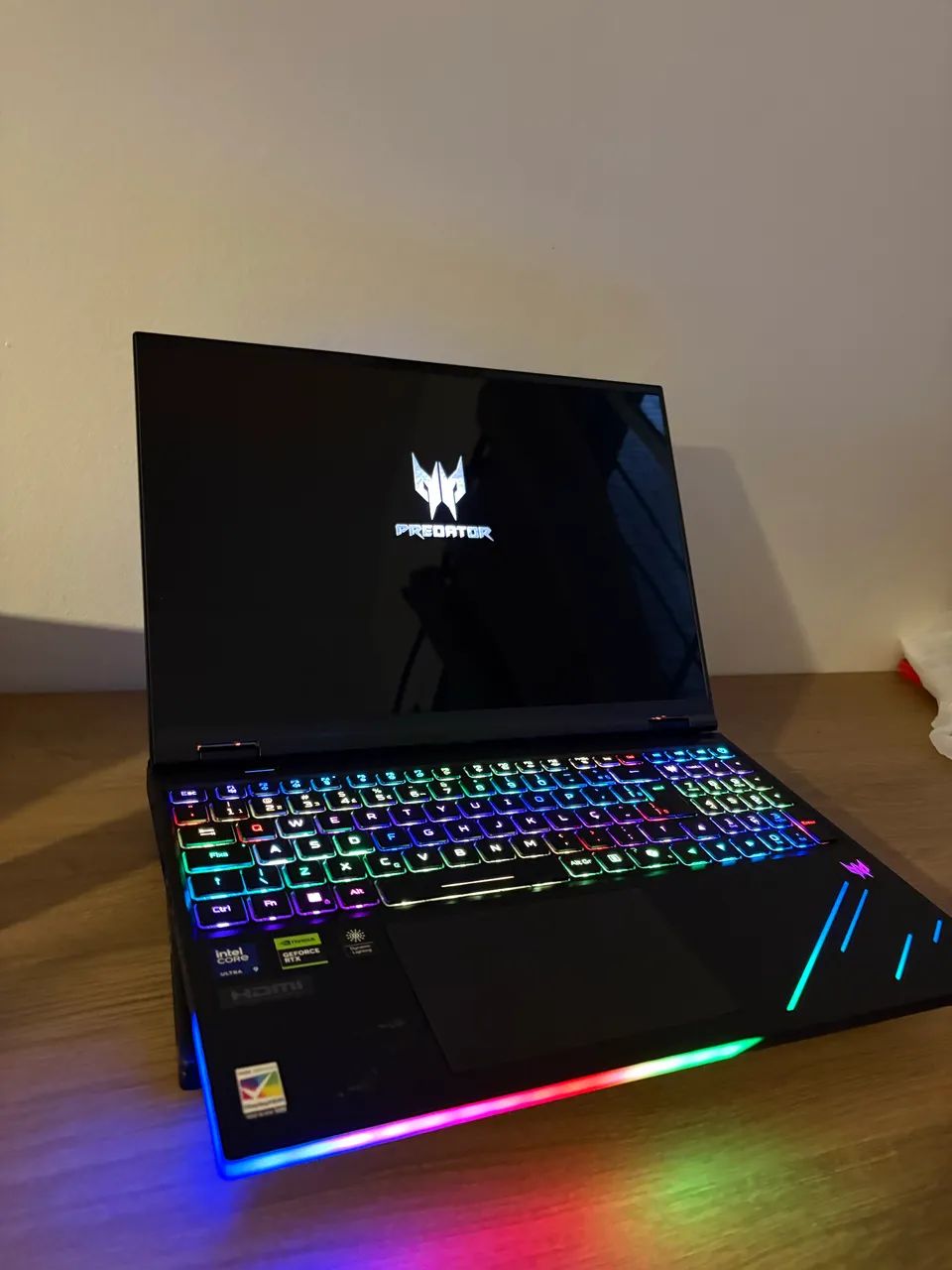 Acer Predator Helios RTX 5070 1TB Novíssimo  - Foto 3