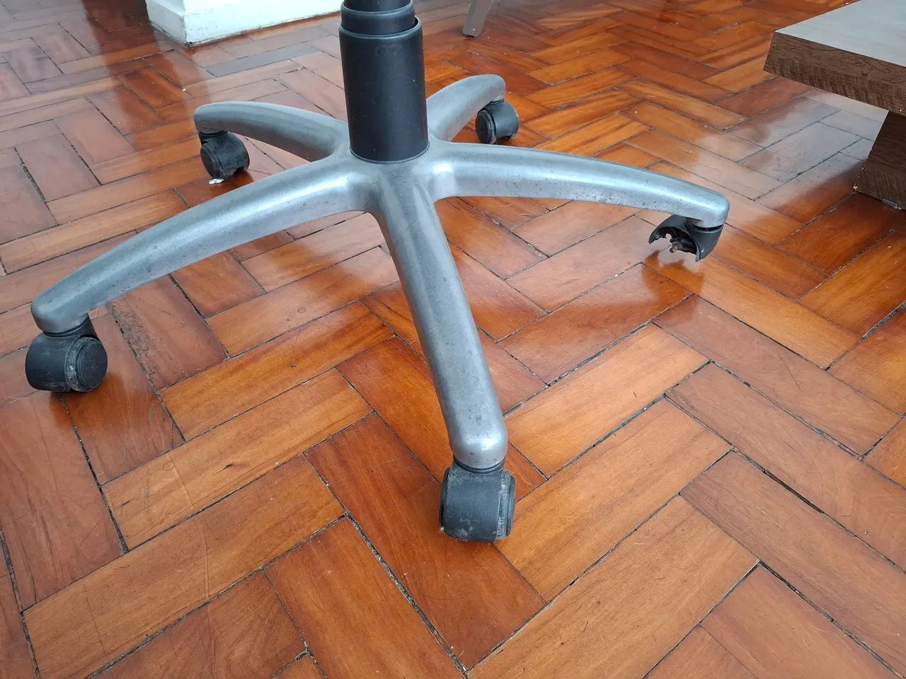 Cadeira presidente  - Foto 5