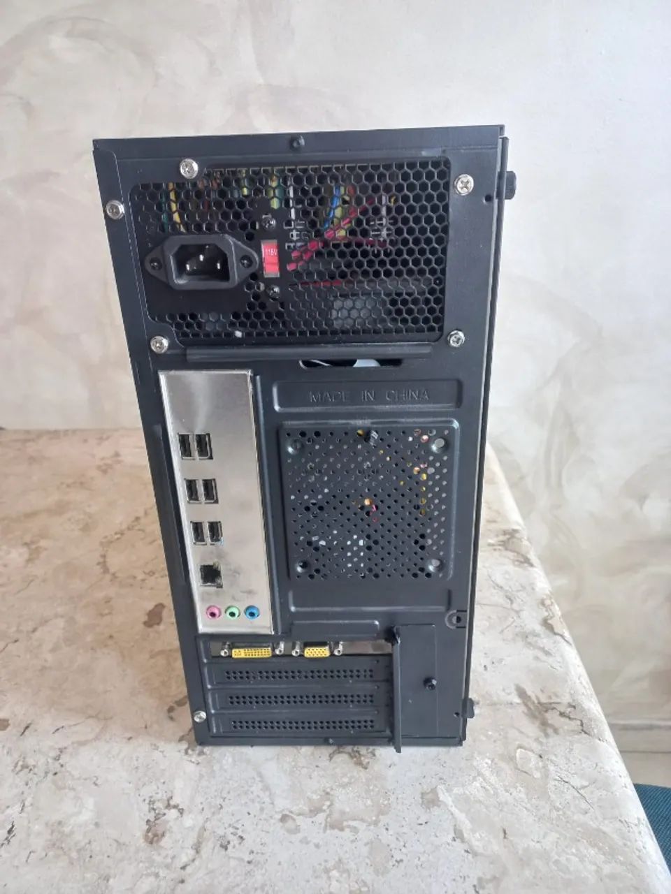 PC Completo (Monitor 17", Gabinete, Teclado, Mouse) XEON E5-2420 8GB SSD 120GB GT 610 1GB - Foto 4