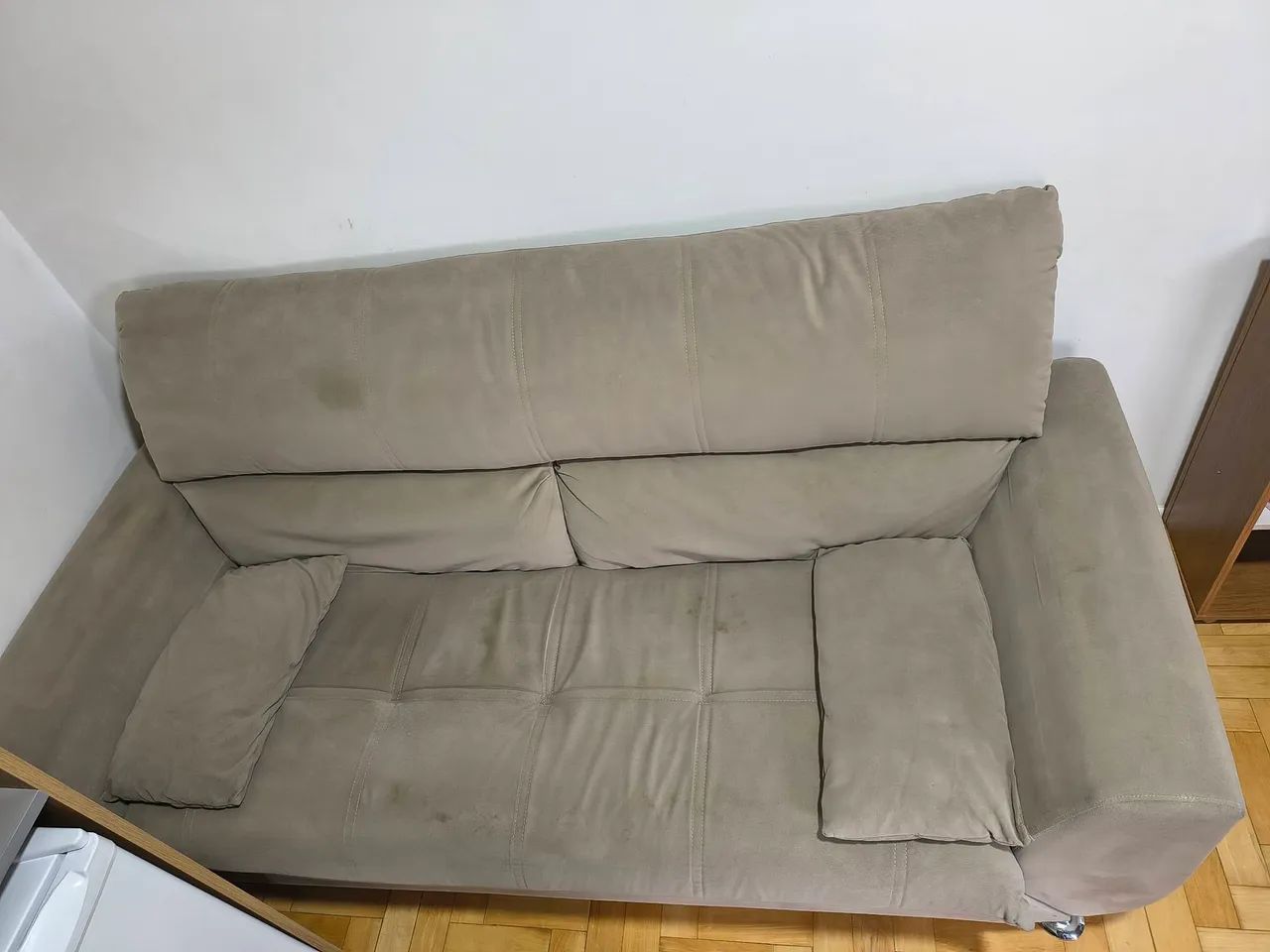 Sofá 3 lugares bege