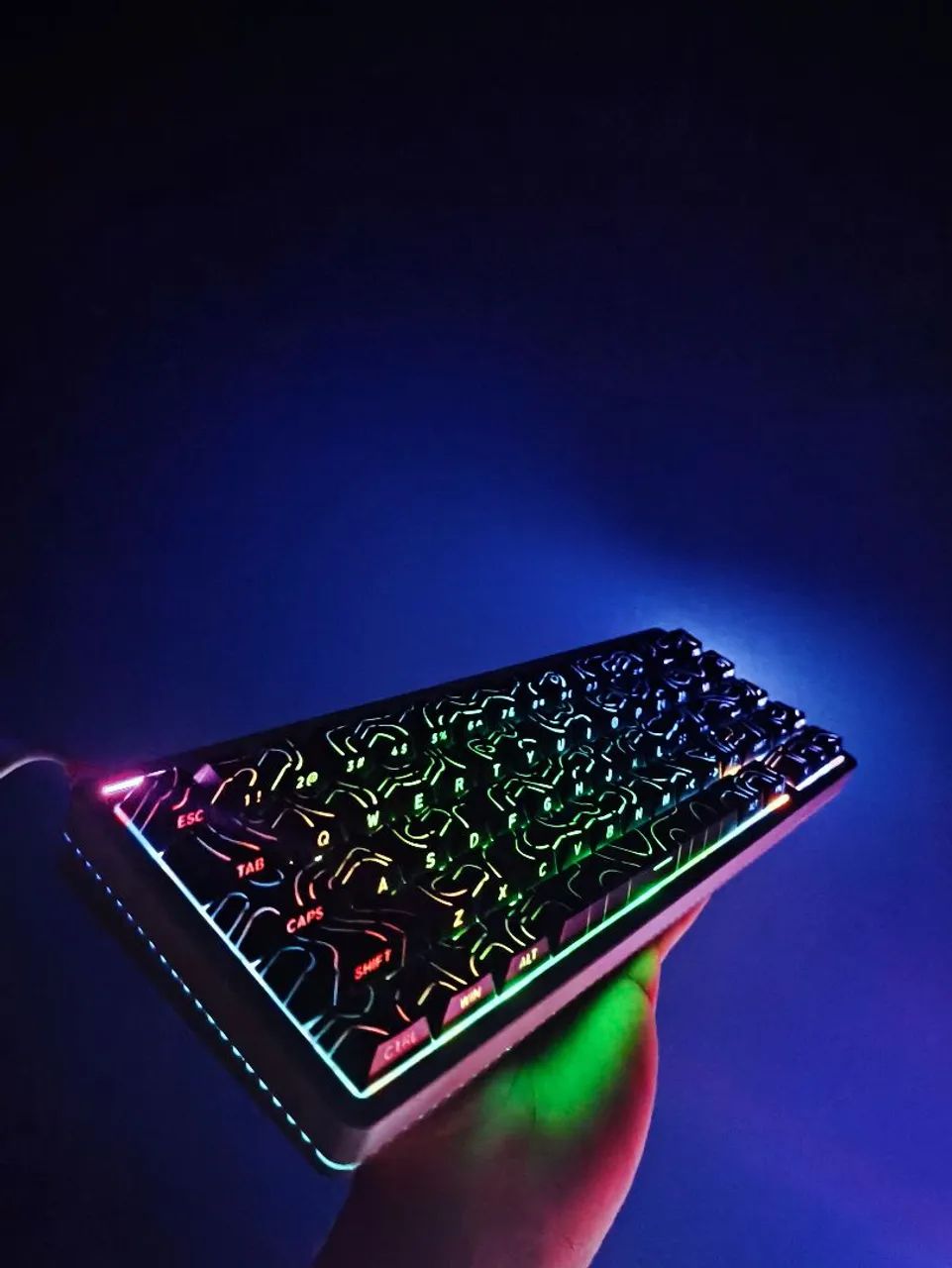 TECLADO DE 1.499,99 POR 599,99 PRA SAIR HOJE. - Foto 3