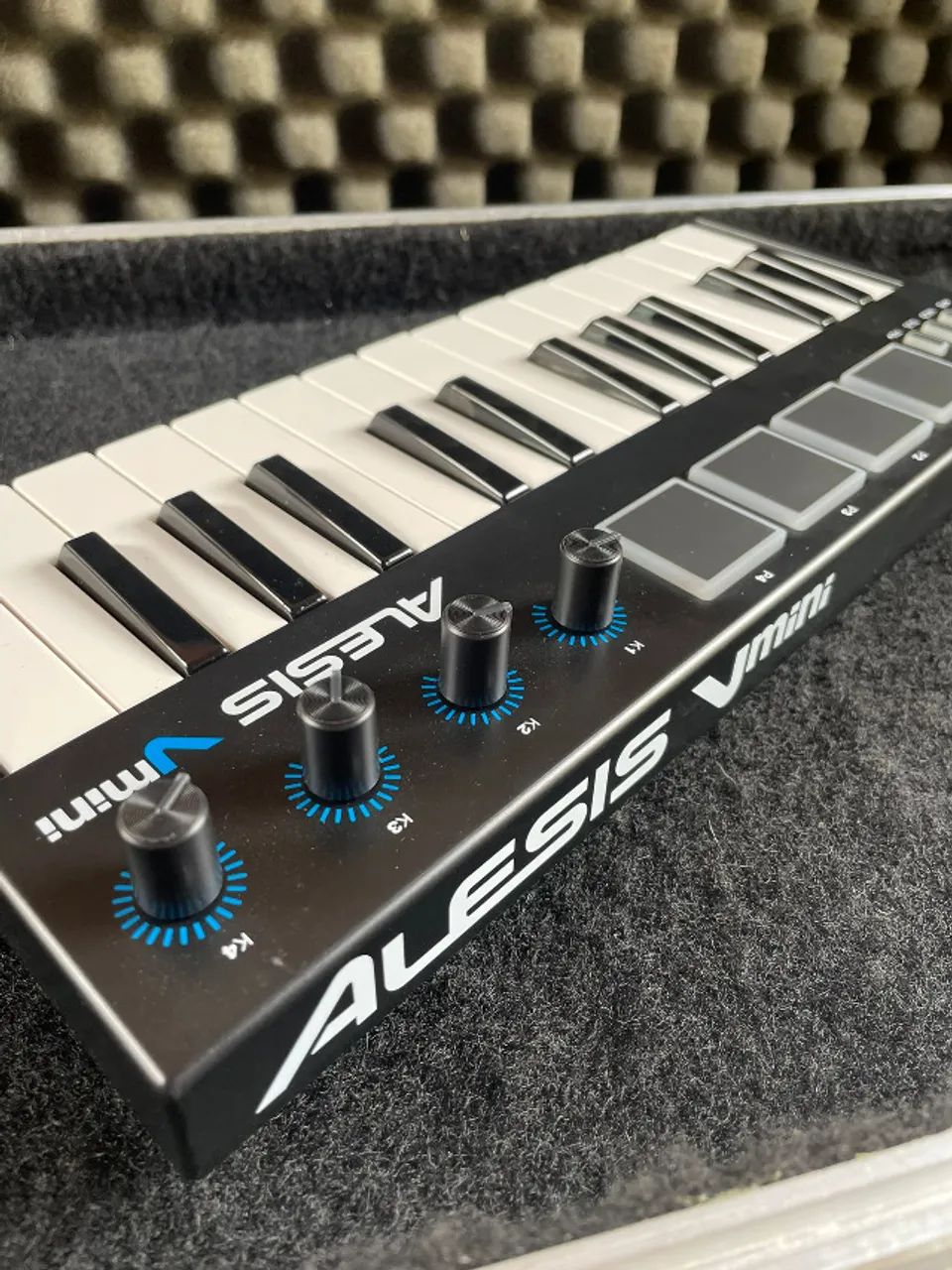 Alesis VMINI USB-MIDI Controller - Foto 5