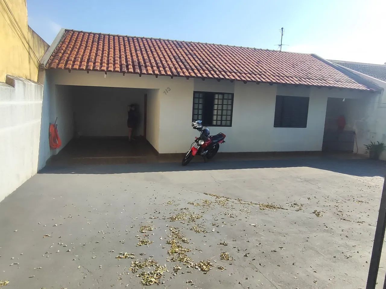 Vende-se duas casas no mesmo terreno - Foto 2