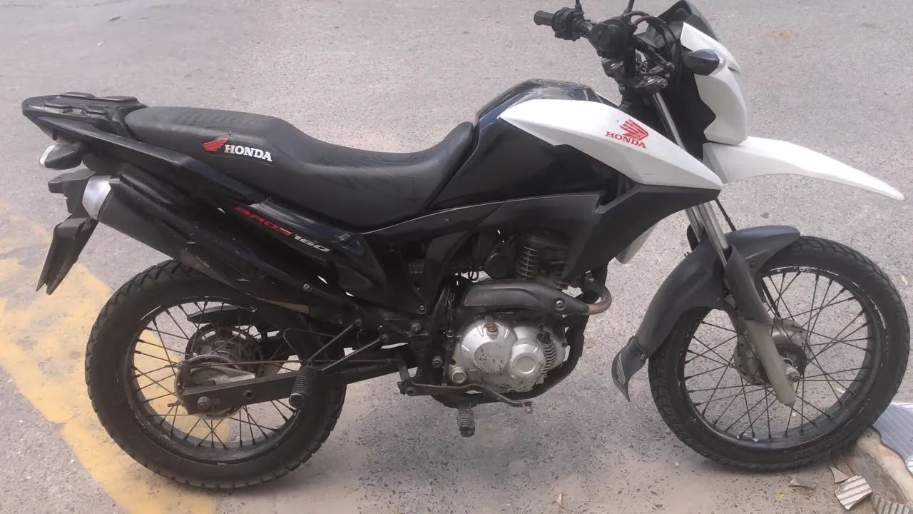Brós 2018 conservada pra vender